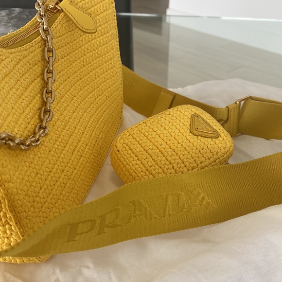 One week sale‼️ Prada Re-Edition 2005 yellow raffia bag - Picture 9 of 12